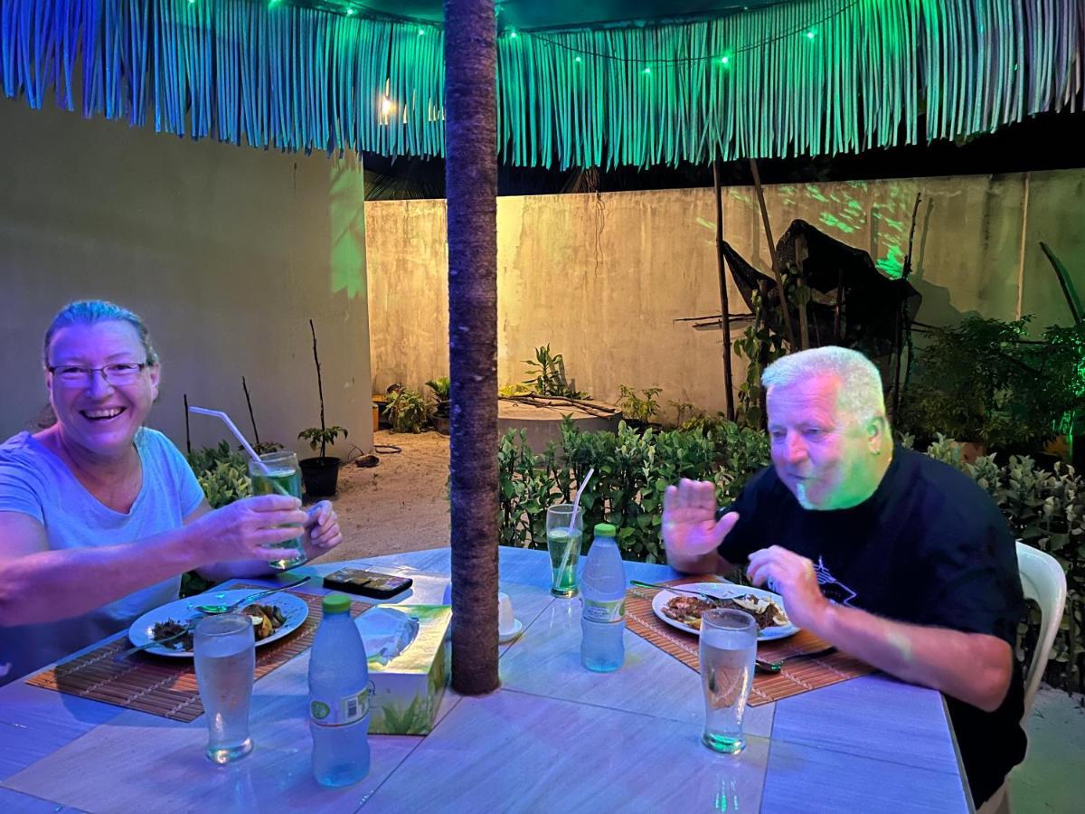 Island Guest Hotel Maamendhoo Ngoại thất bức ảnh