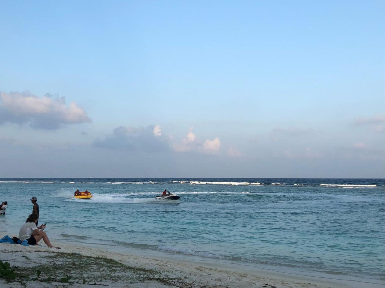 Island Guest Hotel Maamendhoo Ngoại thất bức ảnh